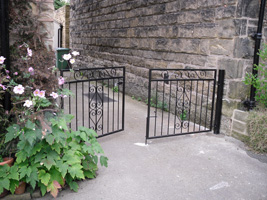 Driveway gates